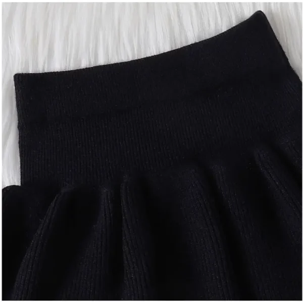 Girls Red and Black Bow Applique Full-Sleeve Sweater and Skirt Set Lilibit101
