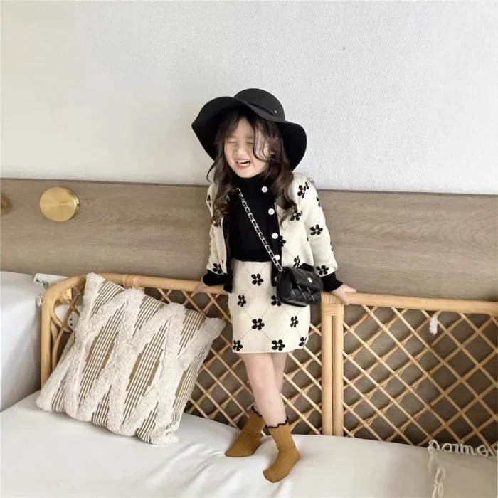 Korean Flower Print Beige Knit Skirt and Jacket Set - Image 3