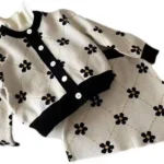 Korean Flower Print Beige Knit Skirt and Jacket Set - Image 5