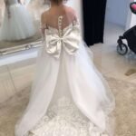 White Exquisite Princess High-end Custom Made Wedding Appliqued Lace Tulle Children's Gowns