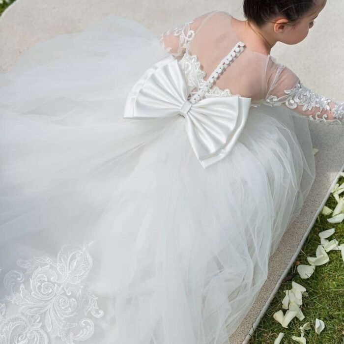 White Exquisite Princess High-end Custom Made Wedding Appliqued Lace Tulle Children's Gowns - Image 3