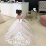 White Exquisite Princess High-end Custom Made Wedding Appliqued Lace Tulle Children's Gowns - Image 2