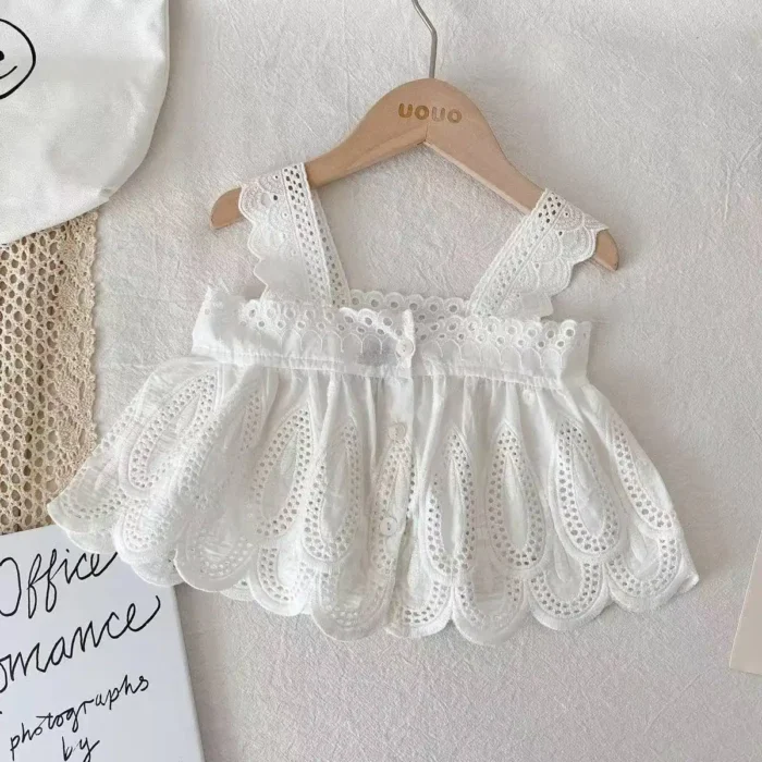 Girls' Trendy Summer Sleeveless Top & Shorts Set - Image 4